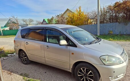 Toyota Ipsum II, 2002 год, 900 000 рублей, 3 фотография