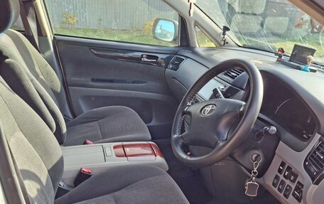 Toyota Ipsum II, 2002 год, 900 000 рублей, 5 фотография