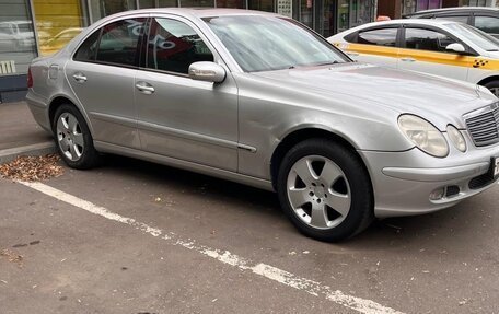 Mercedes-Benz E-Класс, 2004 год, 960 000 рублей, 2 фотография