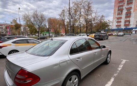 Mercedes-Benz E-Класс, 2004 год, 960 000 рублей, 3 фотография