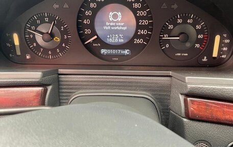 Mercedes-Benz E-Класс, 2004 год, 960 000 рублей, 12 фотография