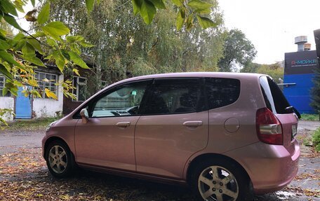 Honda Fit III, 2002 год, 360 000 рублей, 3 фотография