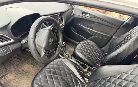 Hyundai Solaris II рестайлинг, 2018 год, 549 000 рублей, 8 фотография