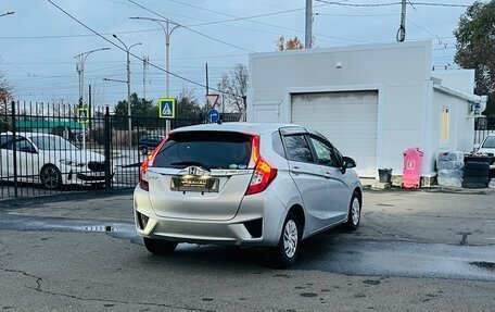 Honda Fit III, 2014 год, 779 000 рублей, 6 фотография