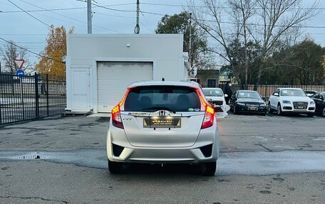Honda Fit III, 2014 год, 779 000 рублей, 7 фотография