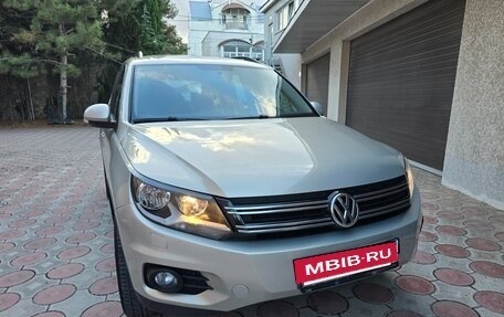 Volkswagen Tiguan I, 2011 год, 1 250 000 рублей, 6 фотография