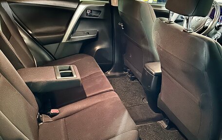 Toyota RAV4, 2014 год, 1 690 000 рублей, 12 фотография