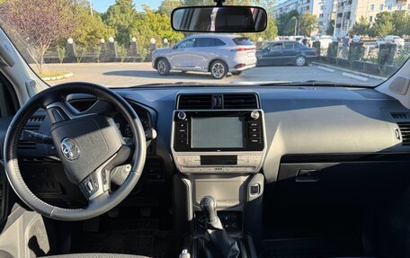 Toyota Land Cruiser Prado 150 рестайлинг, 2018 год, 4 990 000 рублей, 7 фотография