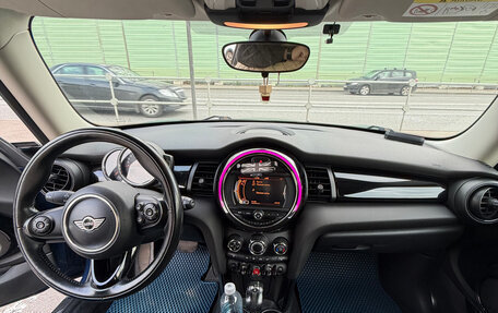 MINI Hatch, 2018 год, 1 750 000 рублей, 7 фотография