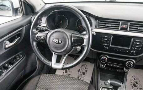 KIA Rio IV, 2020 год, 1 499 000 рублей, 10 фотография