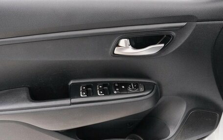 KIA Rio IV, 2020 год, 1 499 000 рублей, 21 фотография