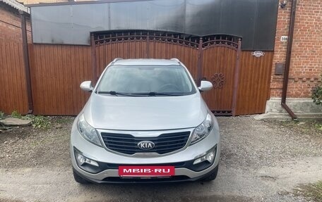 KIA Sportage III, 2013 год, 955 000 рублей, 2 фотография