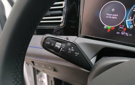 Volkswagen Tiguan, 2025 год, 4 780 000 рублей, 22 фотография