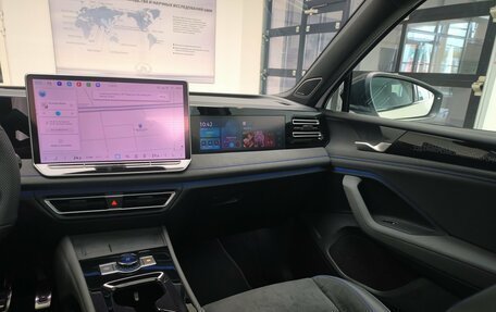 Volkswagen Tiguan, 2025 год, 4 780 000 рублей, 33 фотография