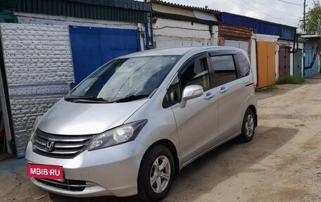 Honda Freed I, 2010 год, 950 000 рублей, 1 фотография