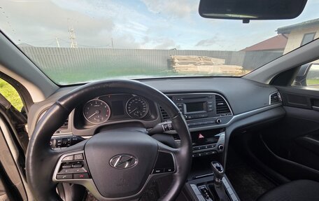 Hyundai Elantra VI, 2017 год, 1 290 000 рублей, 7 фотография