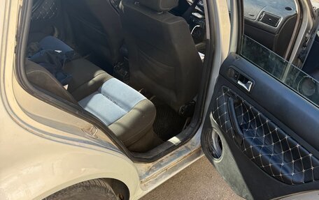 Volkswagen Golf IV, 1998 год, 230 000 рублей, 3 фотография