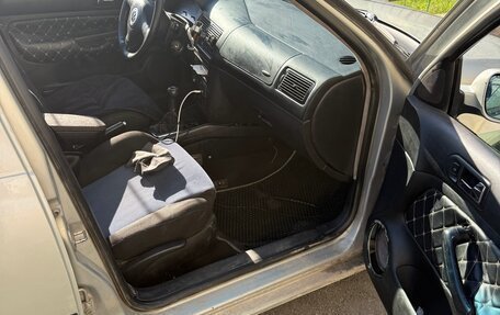 Volkswagen Golf IV, 1998 год, 230 000 рублей, 6 фотография