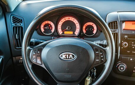 KIA cee'd I рестайлинг, 2009 год, 650 000 рублей, 16 фотография