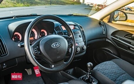 KIA cee'd I рестайлинг, 2009 год, 650 000 рублей, 15 фотография