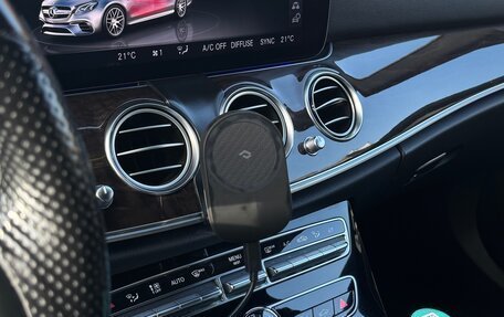 Mercedes-Benz E-Класс, 2016 год, 3 800 000 рублей, 19 фотография