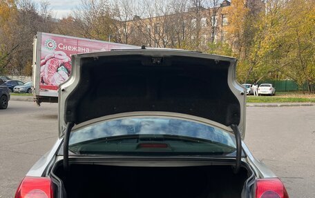 Toyota Avensis III рестайлинг, 2004 год, 595 000 рублей, 14 фотография