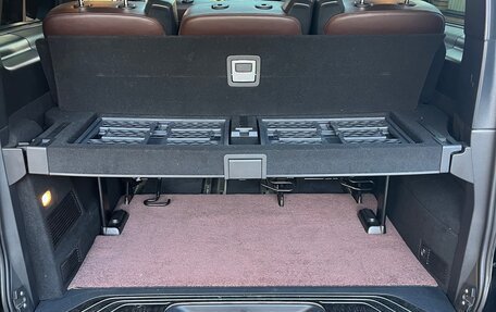 Mercedes-Benz V-Класс, 2017 год, 4 850 000 рублей, 1 фотография