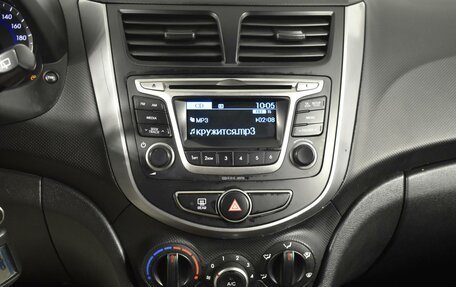 Hyundai Solaris II рестайлинг, 2016 год, 849 900 рублей, 15 фотография