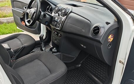 Dacia Logan II, 2019 год, 900 000 рублей, 19 фотография