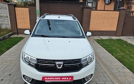 Dacia Logan II, 2019 год, 900 000 рублей, 21 фотография