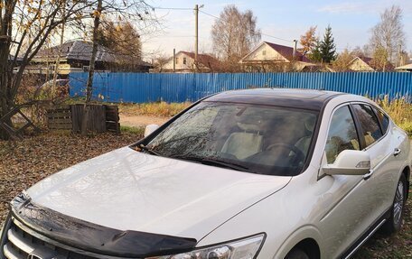 Honda Crosstour I рестайлинг, 2014 год, 1 650 000 рублей, 2 фотография