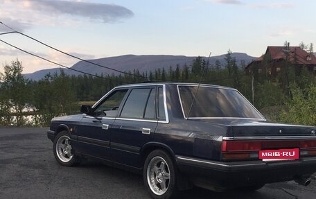 Nissan Laurel VIII, 1986 год, 690 000 рублей, 4 фотография