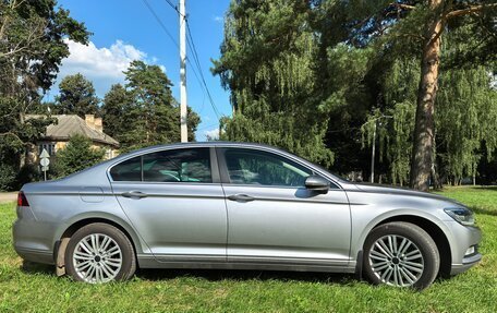 Volkswagen Passat B8 рестайлинг, 2017 год, 1 625 000 рублей, 10 фотография