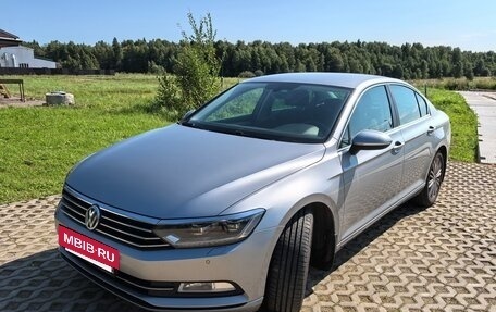 Volkswagen Passat B8 рестайлинг, 2017 год, 1 625 000 рублей, 4 фотография