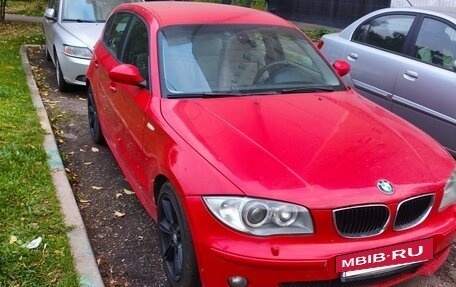 BMW 1 серия, 2006 год, 600 000 рублей, 2 фотография