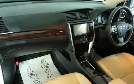 Toyota Premio, 2016 год, 1 869 000 рублей, 18 фотография