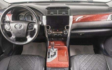 Toyota Camry, 2014 год, 1 749 000 рублей, 11 фотография
