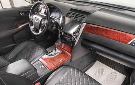 Toyota Camry, 2014 год, 1 749 000 рублей, 19 фотография