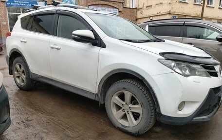 Toyota RAV4, 2014 год, 1 800 000 рублей, 3 фотография