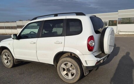Chevrolet Niva I рестайлинг, 2019 год, 746 000 рублей, 5 фотография