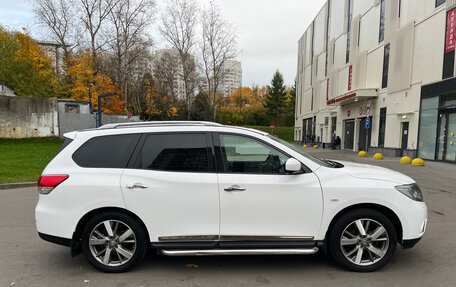 Nissan Pathfinder, 2014 год, 2 000 000 рублей, 4 фотография