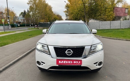 Nissan Pathfinder, 2014 год, 2 000 000 рублей, 3 фотография