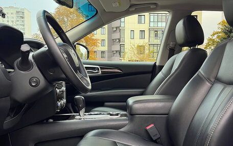 Nissan Pathfinder, 2014 год, 2 000 000 рублей, 9 фотография