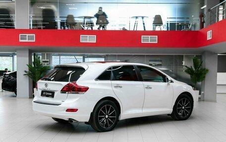 Toyota Venza I, 2013 год, 1 940 000 рублей, 2 фотография