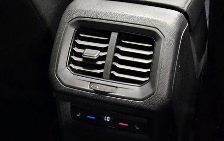 Volkswagen Tiguan II, 2017 год, 2 550 000 рублей, 25 фотография