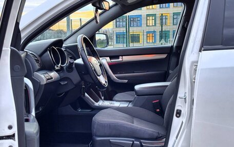 KIA Sorento II рестайлинг, 2012 год, 1 099 000 рублей, 17 фотография