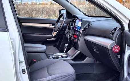 KIA Sorento II рестайлинг, 2012 год, 1 099 000 рублей, 24 фотография
