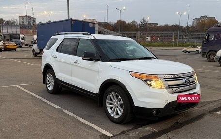 Ford Explorer V рестайлинг, 2014 год, 1 680 000 рублей, 2 фотография