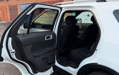 Ford Explorer V рестайлинг, 2014 год, 1 680 000 рублей, 14 фотография