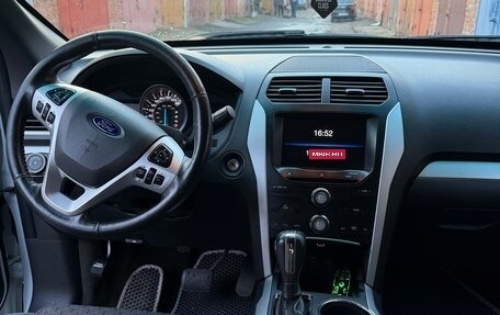 Ford Explorer V рестайлинг, 2014 год, 1 680 000 рублей, 9 фотография